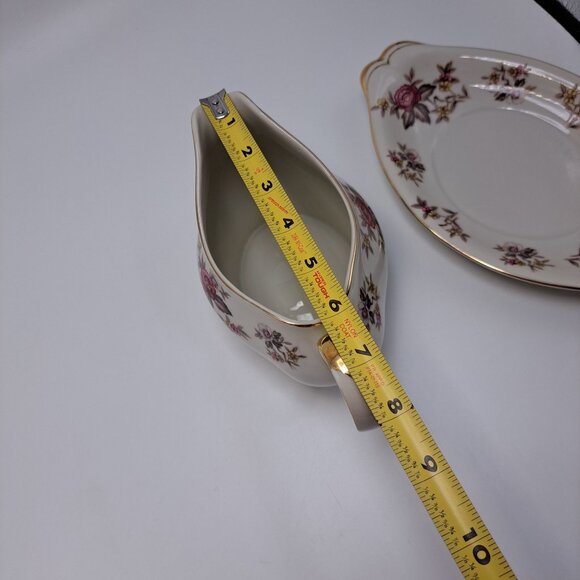 Occupied JAPAN MEITO NORLEANS Red Floral “Rosanne” Gravy Boat with Underplate - Picture 5 of 12